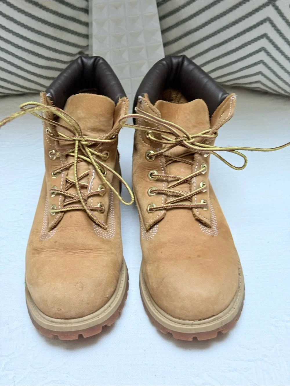 Timberland Wheat/Tan Kids' Lace-Up Work Boots with Dark Collar